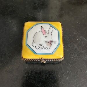 Vintage Rabbit Limoges France Trinket Box